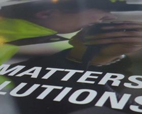 As a monster in the telecommunications industry Motorola had been rocked by a decline in their phone sales. With the need to restructure & change focus Motorola was planning a split into two companies. Skuba was commissioned to help communicate this transition both internally to employees and globally to clients.